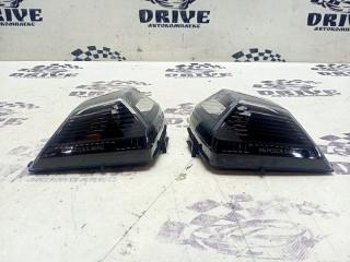 Фото запчасти поворотник в крыле передний Mercedes-Benz G-CIASS контрактная запчасть Запчасть поворотник в крыле передний Mercedes-Benz G-CIASS