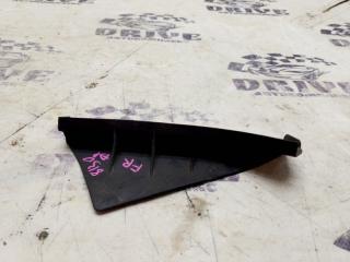 Уголок решетки под дворники передний правый HONDA Stepwgn 2016