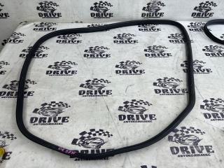 Уплотнительная резинка боковой двери HONDA Fit 2013