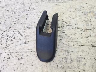 Запчасть заглушка крепления сиденья передняя правая HONDA SHUTTLE 2015