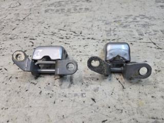 Фото запчасти петля двери задняя левая HONDA SHUTTLE 2015 контрактная запчасть Запчасть петля двери задняя левая HONDA SHUTTLE 2015