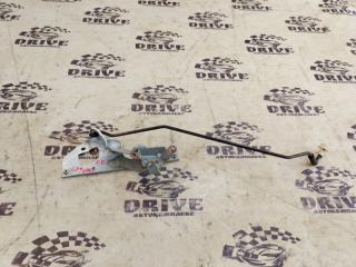 Держатель капота передний HONDA Fit 2014 контрактная Держатель капота передний HONDA Fit 2014