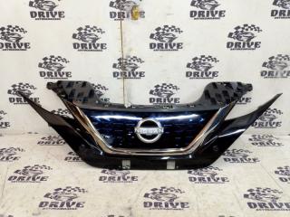 Решетка радиатора передняя Nissan LEAF