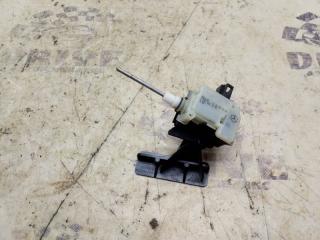 Запчасть замок лючка бензобака Mercedes-Benz E-Class