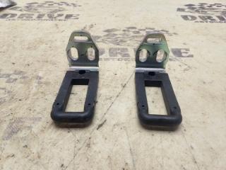 Запчасть крепление сидений заднее Mercedes-Benz E-Class