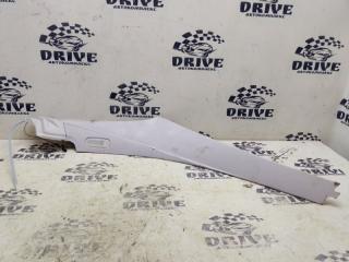 Запчасть накладка на стойку кузова задняя левая Mercedes-Benz E-Class