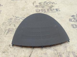 Запчасть накладка на торпедо передняя Mercedes-Benz E-Class