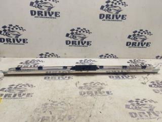 Накладка замка багажника задняя E-Class W211