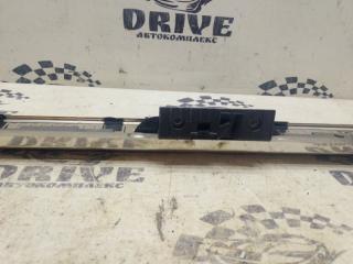 Накладка замка багажника задняя E-Class W211