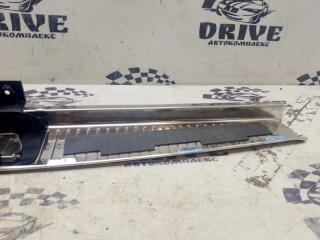 Накладка замка багажника задняя E-Class W211