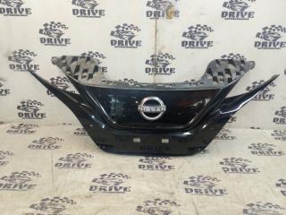 Решетка радиатора передняя Nissan LEAF