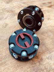 Запчасть хабы механические Opel Monterey 17зуб.