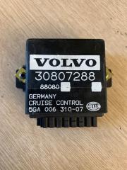 Запчасть блок электронный Volvo V40 2000