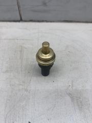 Фото запчасти датчик температуры Volkswagen Jetta 2013 контрактная запчасть Запчасть датчик температуры Volkswagen Jetta 2013