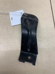 Фото запчасти кронштейн крепления крыла передний левый Volkswagen Passat B5+ 2002 Б/У запчасть Запчасть кронштейн крепления крыла передний левый Volkswagen Passat B5+ 2002