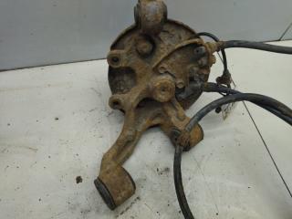 Кулак задний левый Honda Stream 2001