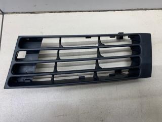 Решетка в бампер передняя правая Audi A4