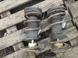 Пружина задняя Chrysler 300M 2002