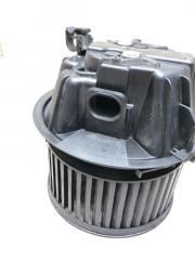 Моторчик вентилятора печки indiS s18d 2012 S18D sqr473f 1297см 84лс Моторчик вентилятора печки indiS s18d 2012 S18D sqr473f 1297см 84лс