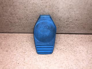Фото запчасти крышка бачка стеклоомывателя Volkswagen Passat B5 1998 Б/У запчасть Запчасть крышка бачка стеклоомывателя Volkswagen Passat B5 1998