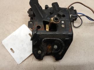 Фото запчасти замок багажника задний chery Fora 2007 Б/У запчасть Запчасть замок багажника задний chery Fora 2007