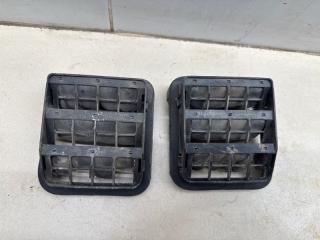 Запчасть решетка вентиляционная Chevrolet Aveo T200 2005