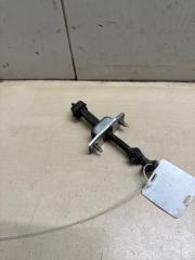 Запчасть ограничитель двери передний правый toyota camry xv10 1993