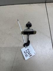 Ограничитель двери передний правый Hyundai Sonata 1997