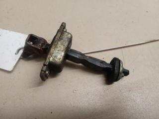 Ограничитель двери передний правый Suzuki Verona 2003