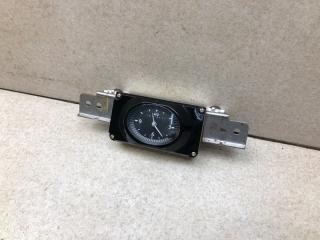 Запчасть часы в торпедо infiniti fx35 2003