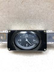 Часы в торпедо fx35 2003