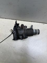 Фото запчасти корпус термостата Renault Logan 2006 Б/У запчасть Запчасть корпус термостата Renault Logan 2006