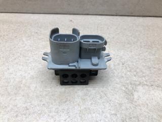Фото запчасти резистор отопителя Renault Megane Scenic 1999 Б/У запчасть Запчасть резистор отопителя Renault Megane Scenic 1999