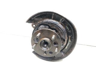 Кулак задний правый Toyota Camry 1993