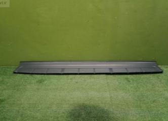 Накладка бампера задняя Toyota Land Cruiser 200