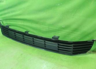 Решетка бампера передняя Camry