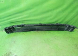 Решетка бампера передняя Camry