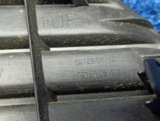 Решетка бампера передняя левая Camry V40