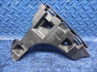 Кронштейн бампера задний правый Volvo XC60