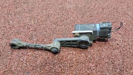 Датчик высоты дорожного просвета задний правый Jaguar XF контрактная Датчик высоты дорожного просвета задний правый Jaguar XF