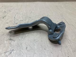 Запчасть петля крышки багажника левая Mercedes ML