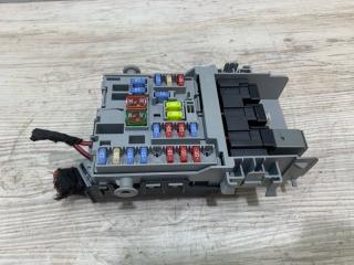 Блок предохранителей SRX 2 Блок предохранителей SRX 2