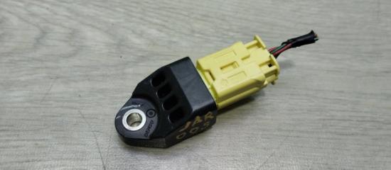 Датчик удара TOYOTA CAMRY