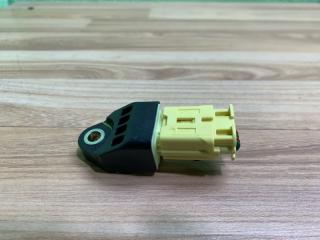 Датчик удара TOYOTA CAMRY