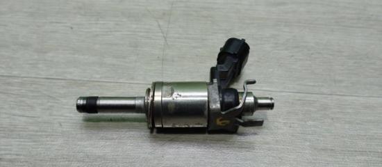Форсунка топливная Ford Focus 3 Б/У Форсунка топливная Ford Focus 3