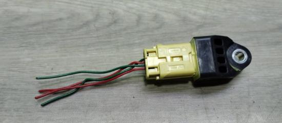 Датчик удара TOYOTA CAMRY