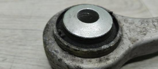 Рычаг подвески задний правый C W204