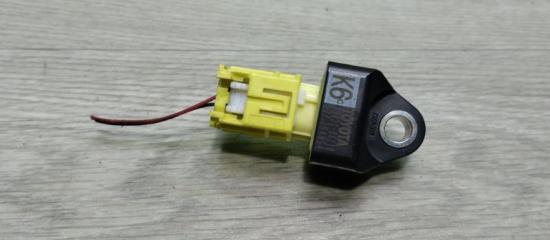 Датчик удара TOYOTA CAMRY