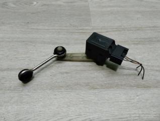 Датчик высоты дорожного просвета Land Rover Discovery 3 контрактная Датчик высоты дорожного просвета Land Rover Discovery 3