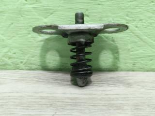 Отбойник капота Land Rover Vogue 3 контрактная Отбойник капота Land Rover Vogue 3